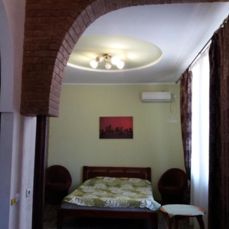 Ferienwohnung Студия На Черeмушках Odessa Exterior foto