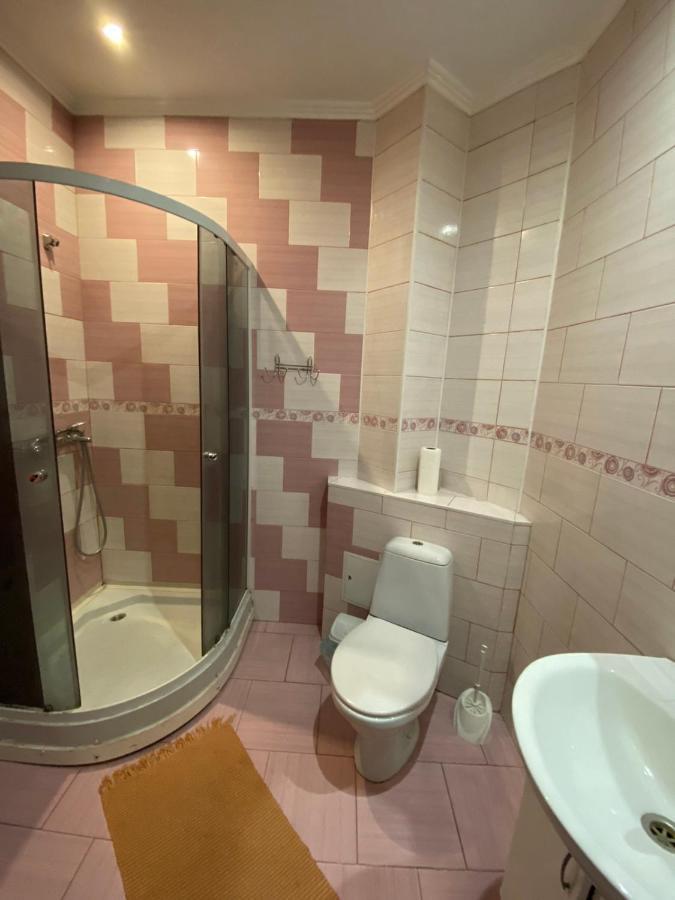 Ferienwohnung Студия На Черeмушках Odessa Exterior foto