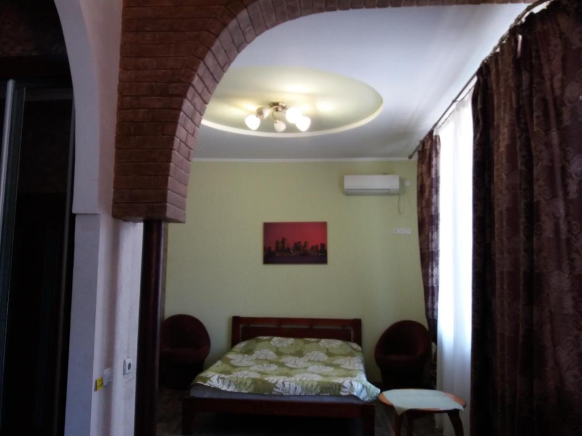 Ferienwohnung Студия На Черeмушках Odessa Exterior foto